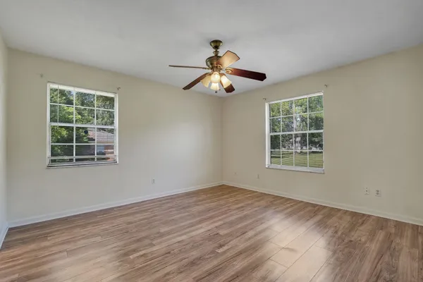 $3,000 | 2613 Killarney Way, Tallahassee, FL 32309