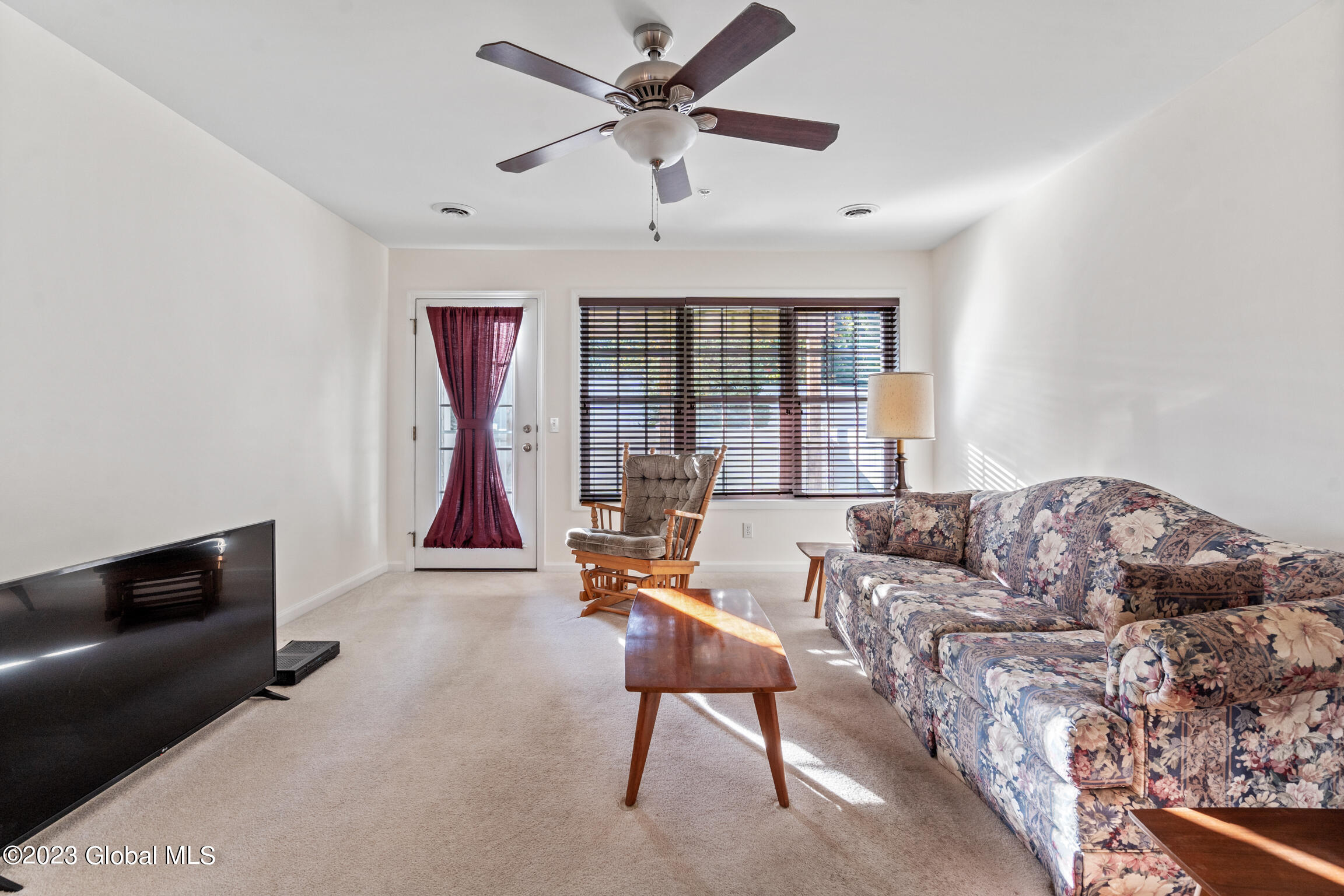 2000 Curry Road, Unit 25 Rotterdam, NY 12303 - Photo 11 of 31 2000 Curry Rd MLS-18