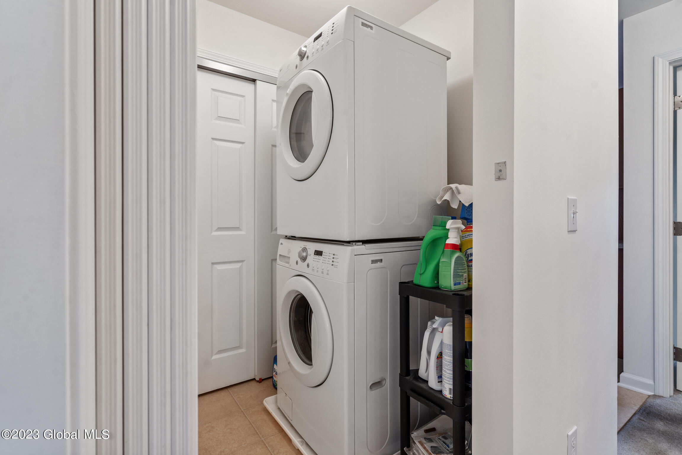 2000 Curry Road, Unit 25 Rotterdam, NY 12303 - Photo 24 of 31 2000 Curry Rd MLS-31