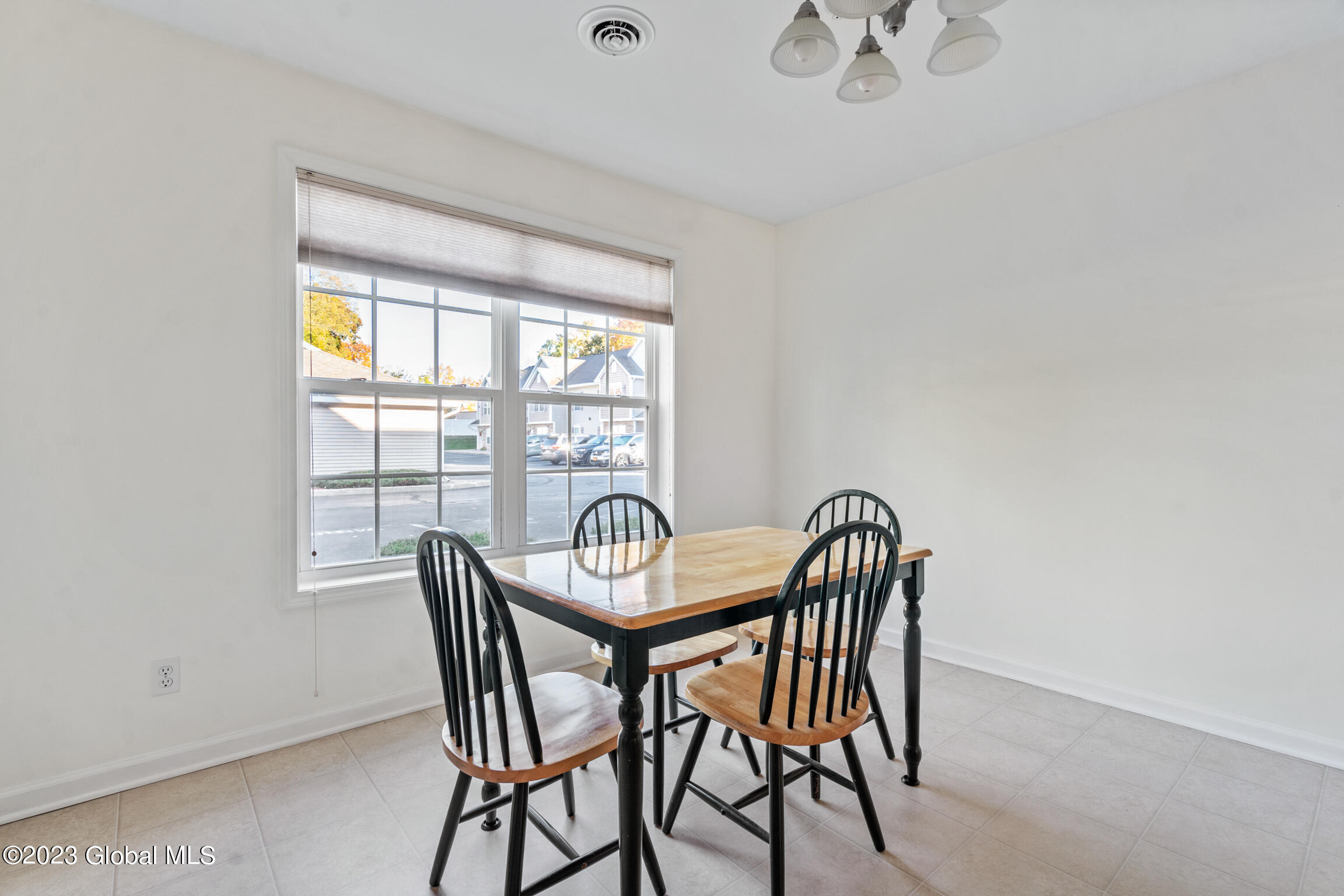 2000 Curry Road, Unit 25 Rotterdam, NY 12303 - Photo 6 of 31 2000 Curry Rd MLS-13