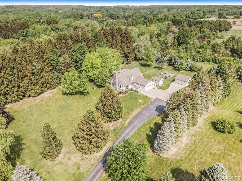 1375 McKail Road Leonard, MI 48367 - Photo 44 of 47