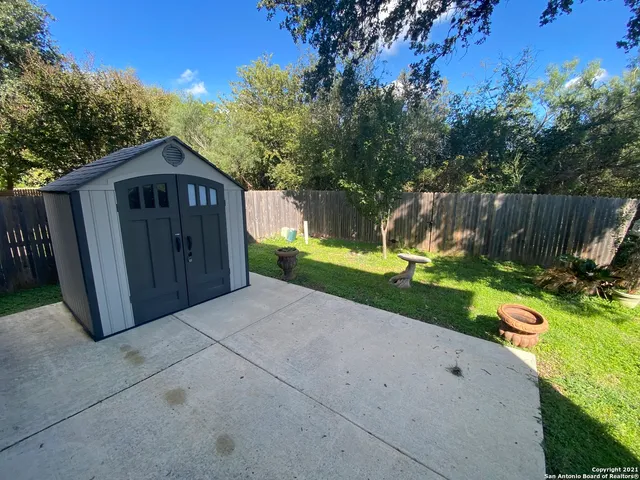 $2,100 | 707 Sycamore Moon, San Antonio, TX 78216
