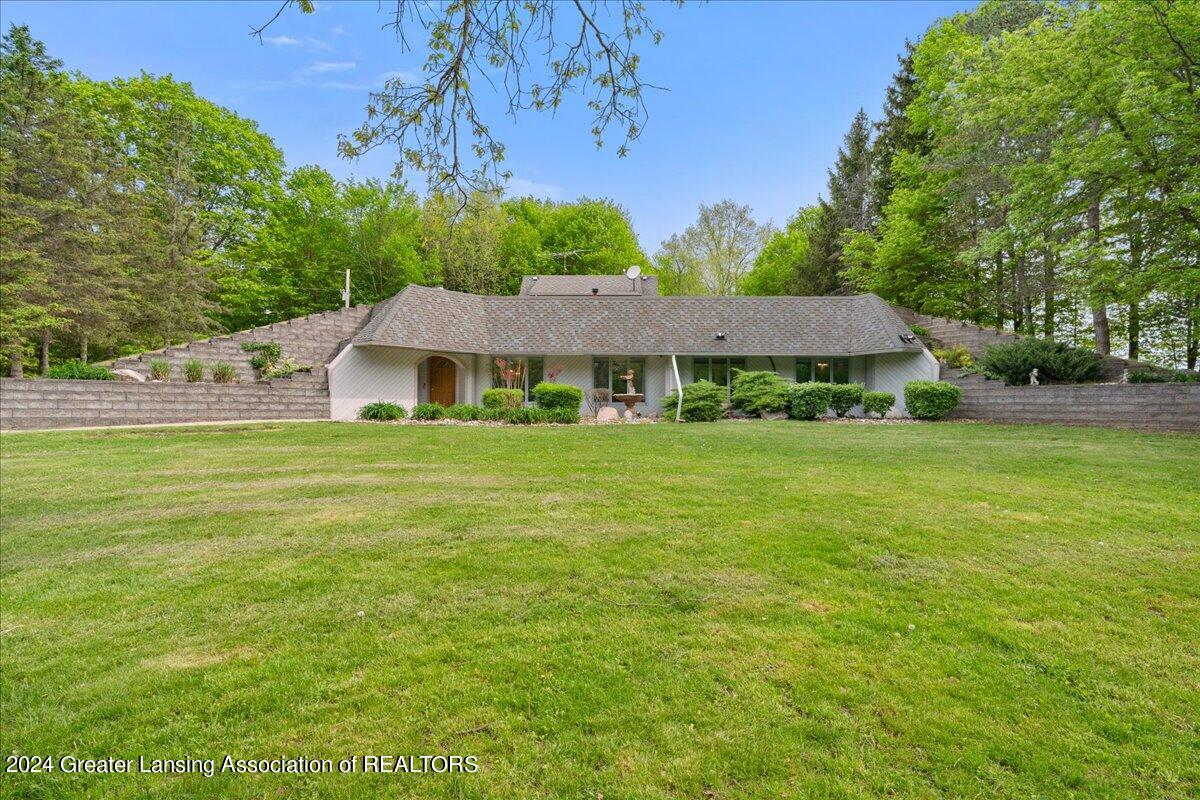 4884 West Plains Road Onondaga, MI 49264 - Photo 2 of 44 02-Media Jett-12