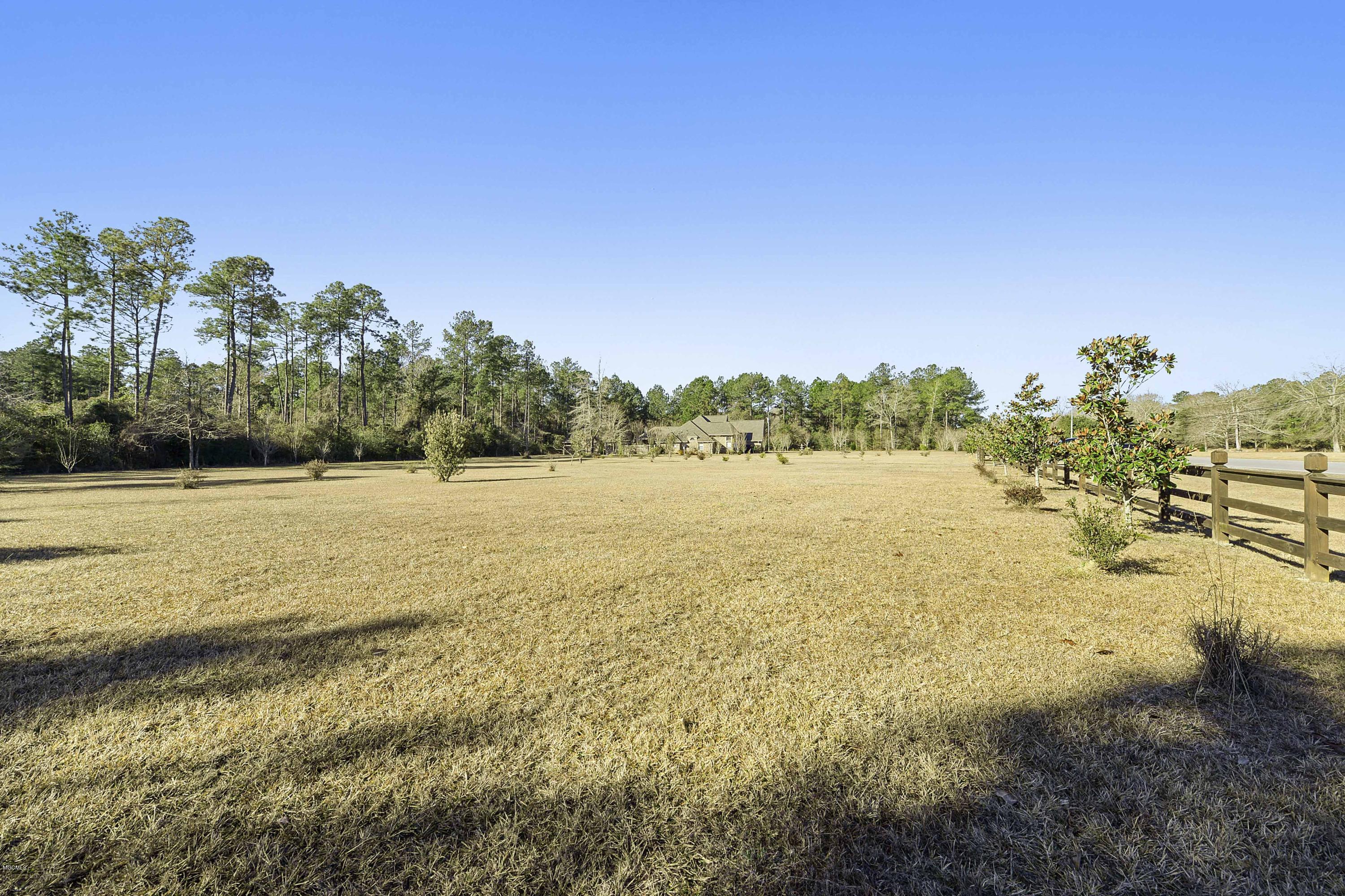 8100 Jim Ramsay Road Vancleave, MS 39565 - Photo 4 of 35 004
