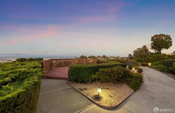 $849,000 | 340 Vallejo Drive, Unit 71, Millbrae, CA 94030