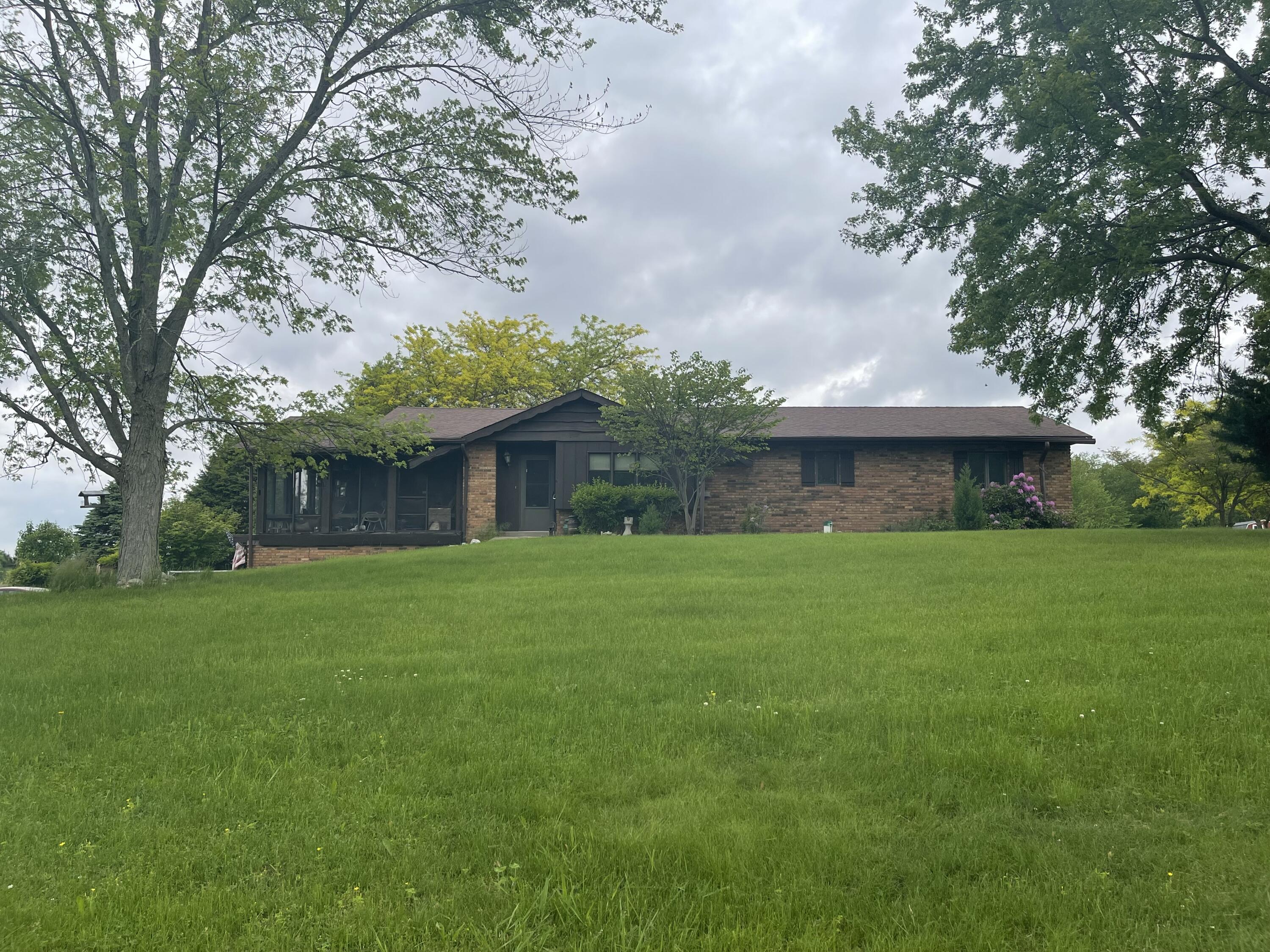 16010 Gardner Road Galien, MI 49113 - Photo 1 of 21 IMG-4907