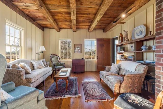 $1,395,000 | 68 Belvedere Road, Nobleboro, ME 04555