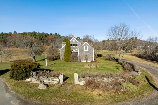 $1,395,000 | 68 Belvedere Road, Nobleboro, ME 04555
