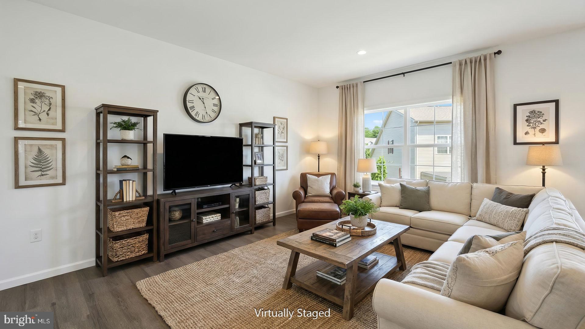 42 Glenn View Carlisle, PA 17013 - Photo 3 of 19