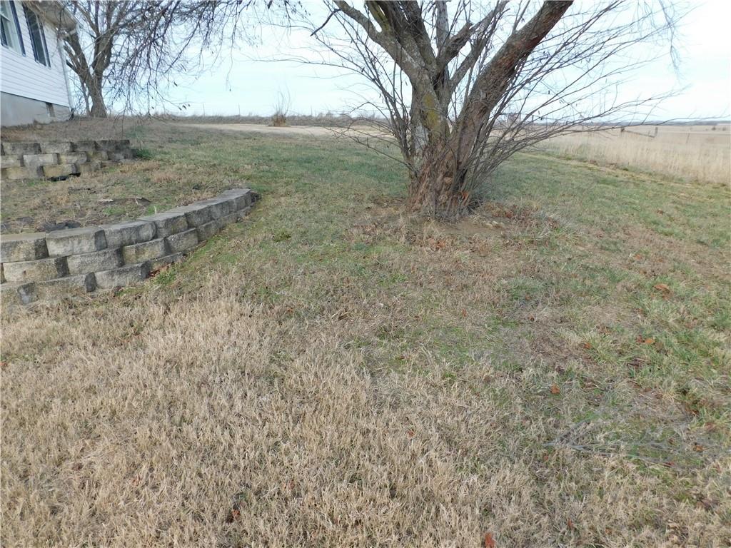 473 Southeast County Road 996, Unit RURAL Butler, MO 64730 - Photo 23 of 32
