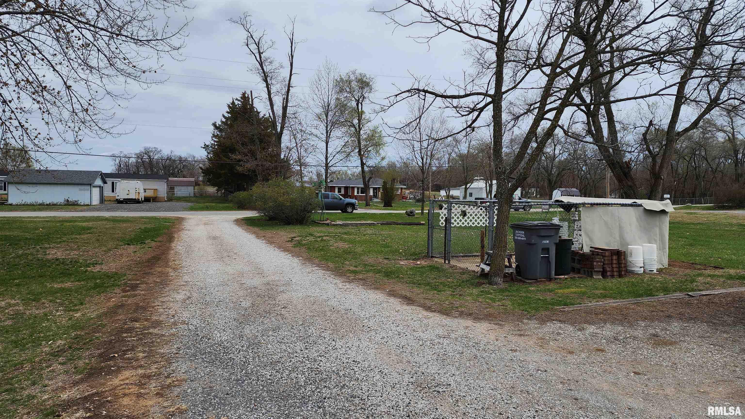 928 Cottage Road New Boston, IL 61272 - Photo 3 of 16 Gallery Image 3