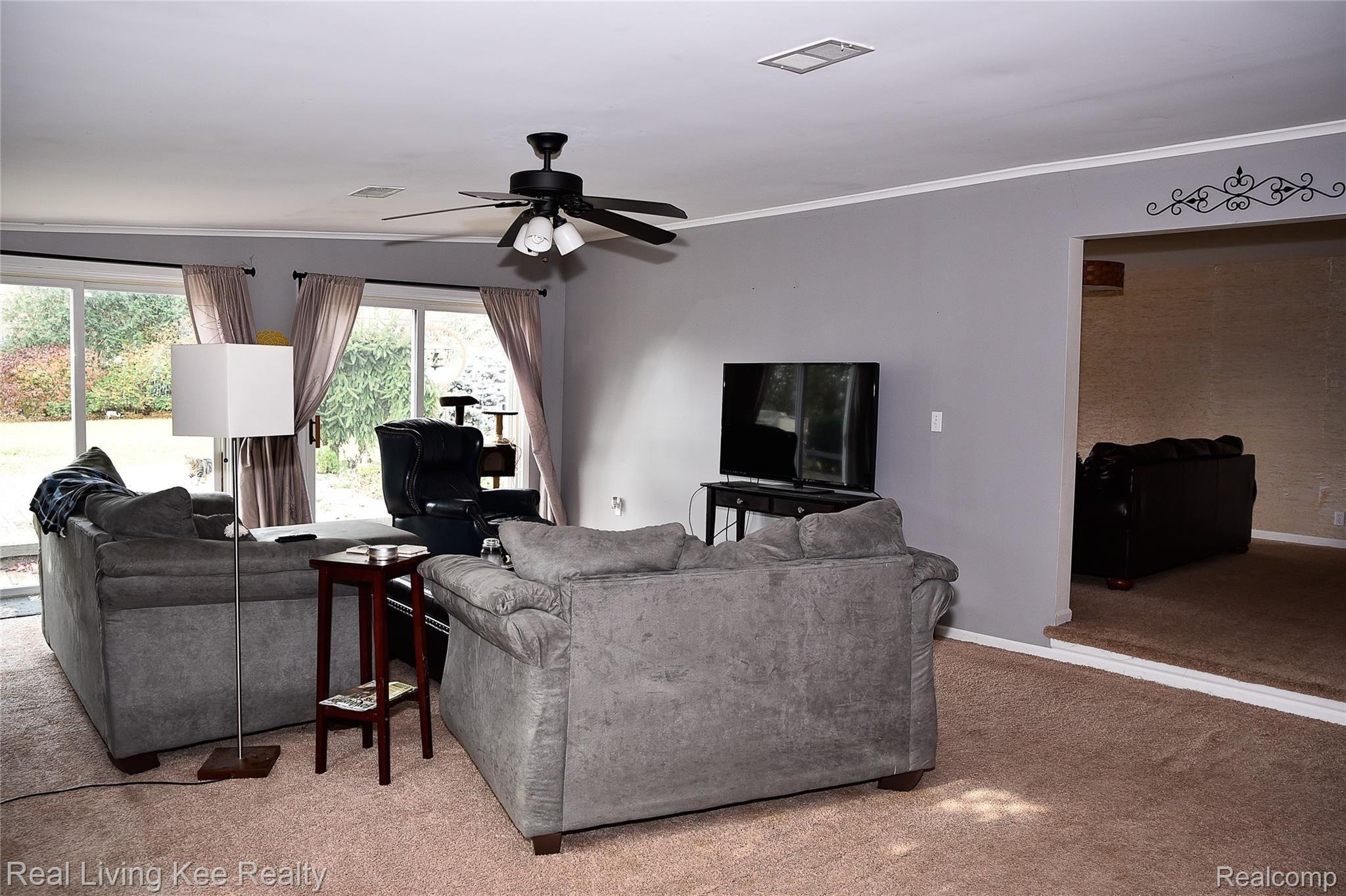 50531 Cedargrove Road Utica, MI 48317 - Photo 15 of 18 Family Room