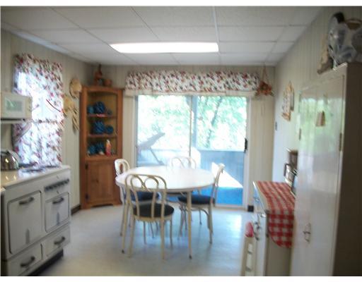 2579 Lakeview Road Confluence, PA 15424 - Photo 4 of 9 Kitchen.
