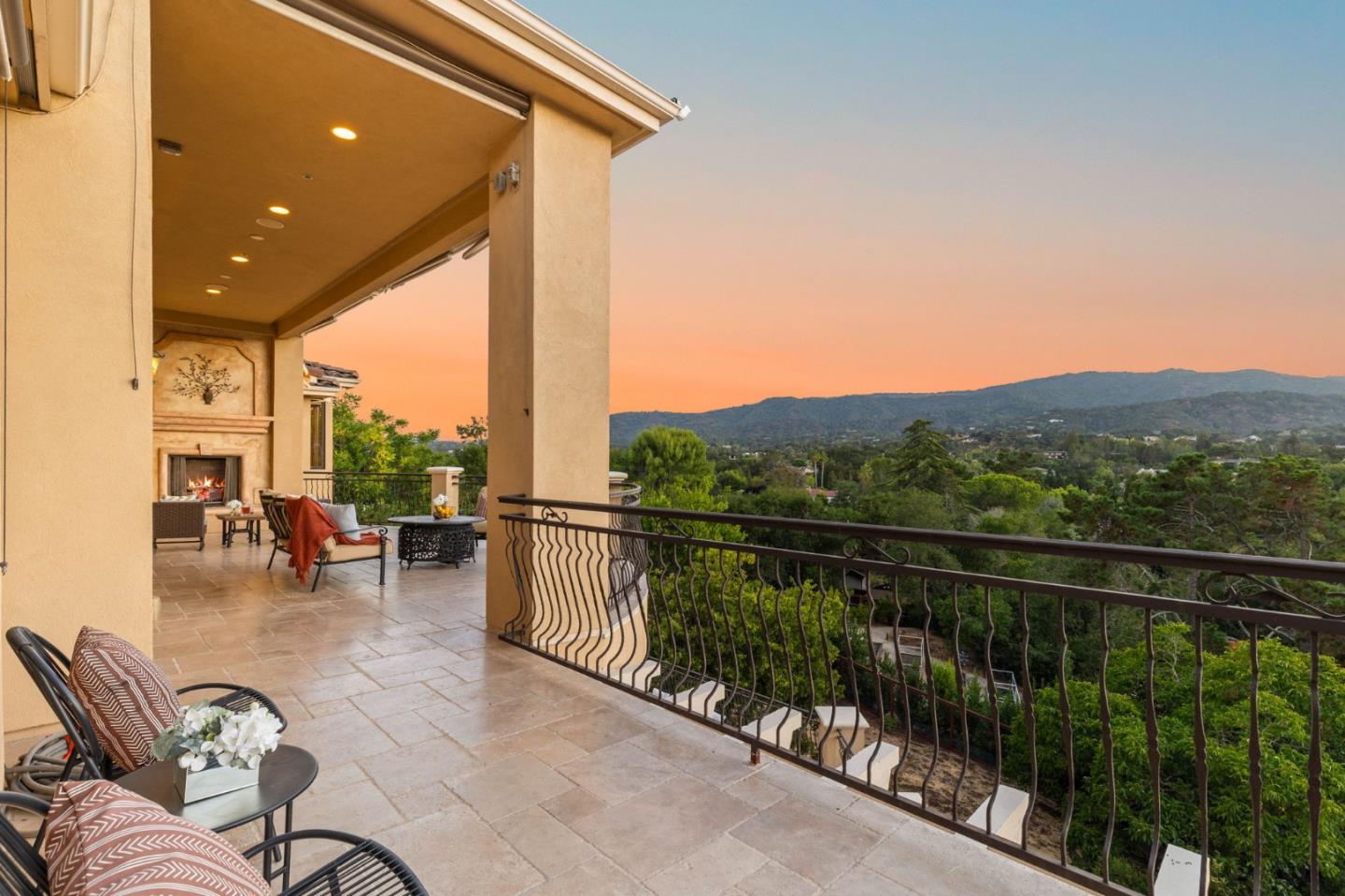24570 Ruth Lee Court Los Altos, CA 94024 - Photo 5 of 31