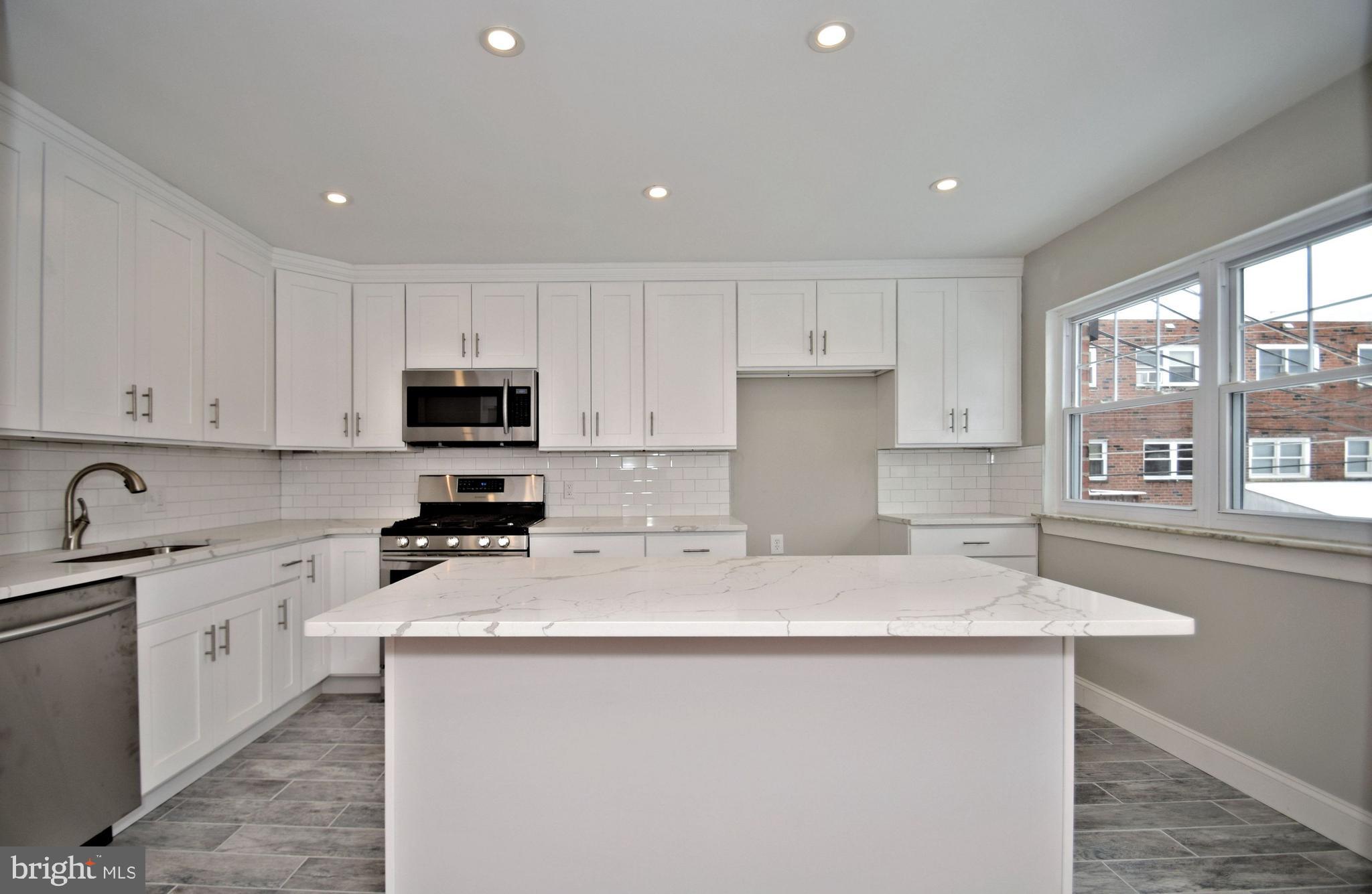 12600 Calpine Road Philadelphia, PA 19154 - Photo 9 of 32