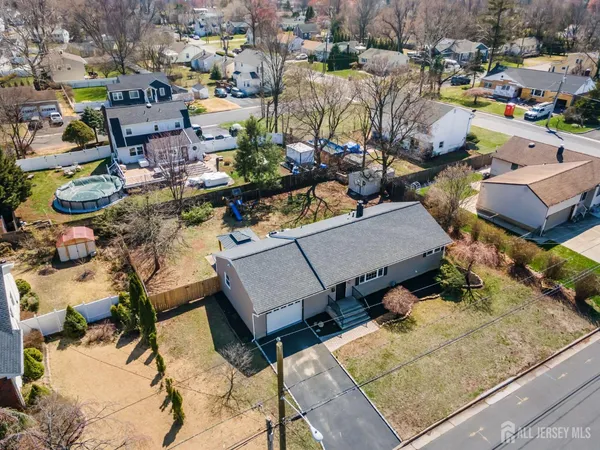 $540,000 | 267 Tabb Avenue, Piscataway, NJ 08854