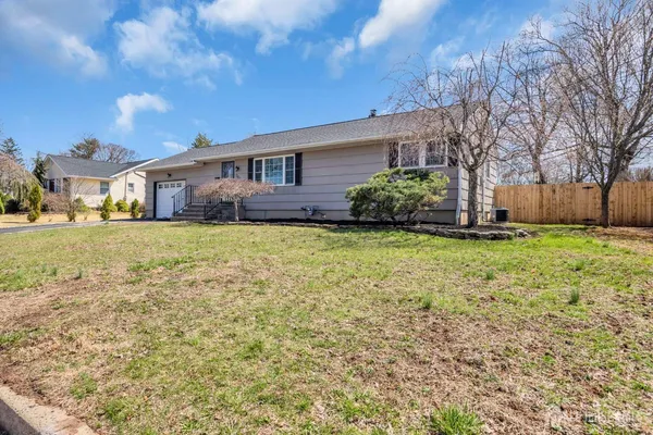 $540,000 | 267 Tabb Avenue, Piscataway, NJ 08854