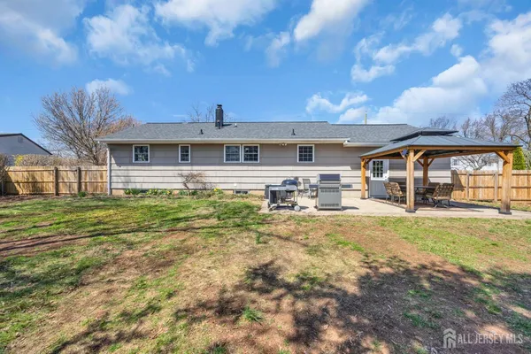 $540,000 | 267 Tabb Avenue, Piscataway, NJ 08854