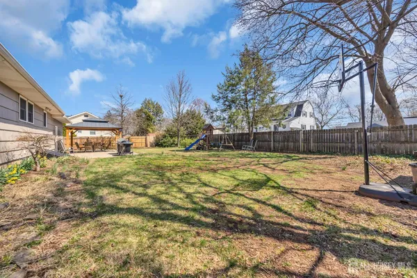 $540,000 | 267 Tabb Avenue, Piscataway, NJ 08854