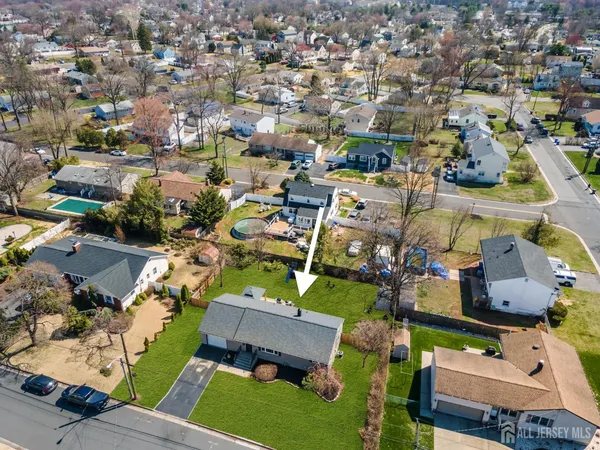 $540,000 | 267 Tabb Avenue, Piscataway, NJ 08854