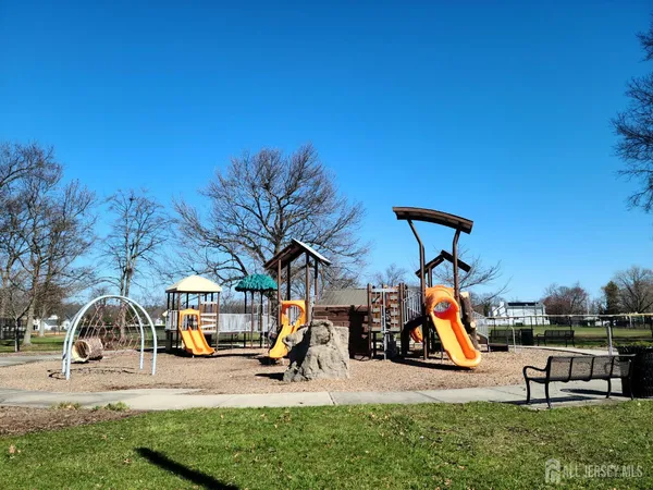 $540,000 | 267 Tabb Avenue, Piscataway, NJ 08854