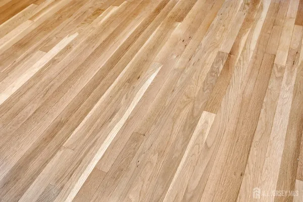 $540,000 | 267 Tabb Avenue, Piscataway, NJ 08854