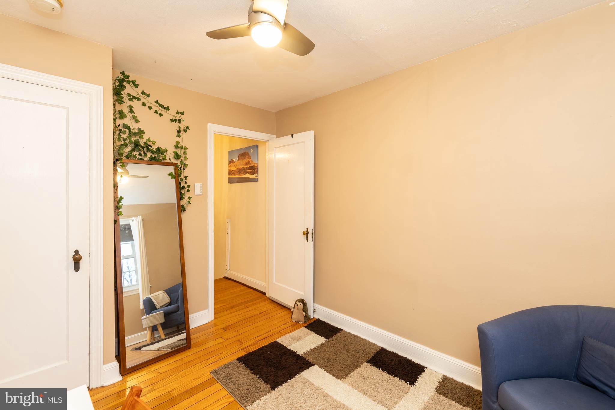 52 Woodbine Road Havertown, PA 19083 - Photo 24 of 38 a bathroom with a sink and a mirror