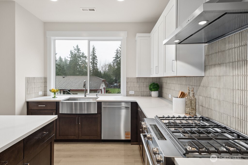 18007 Southeast 250th Place, Unit 1 Covington, WA 98042 - Photo 18 of 31