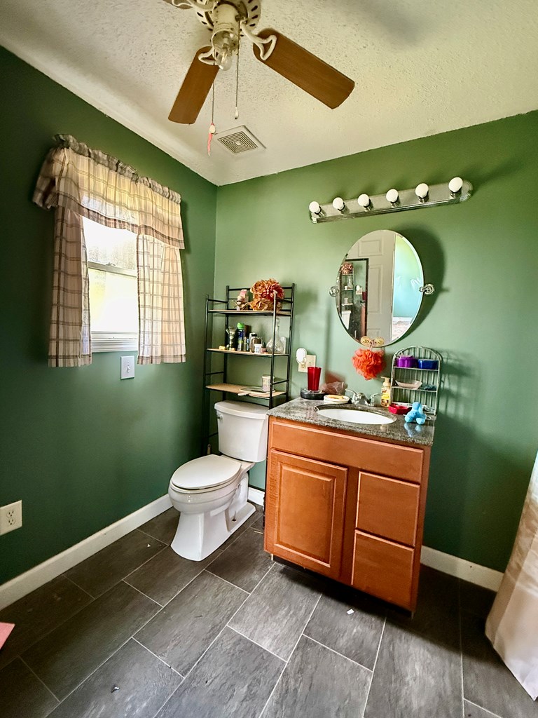 111 South Forest Street Geneva, AL 36340 - Photo 9 of 22