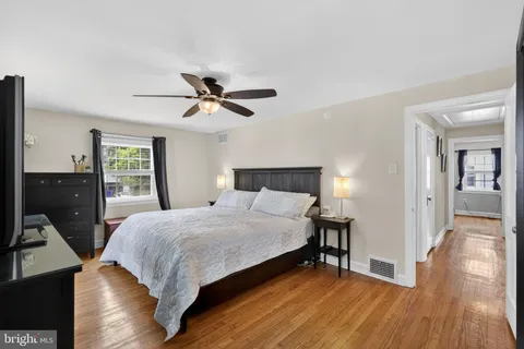$499,900 | 109 Runnymede Avenue, Jenkintown, PA 19046