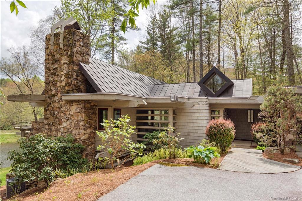 337 Sunrise Ridge Road Highlands, NC 28741 - Photo 1 of 35 Gallery Image 1