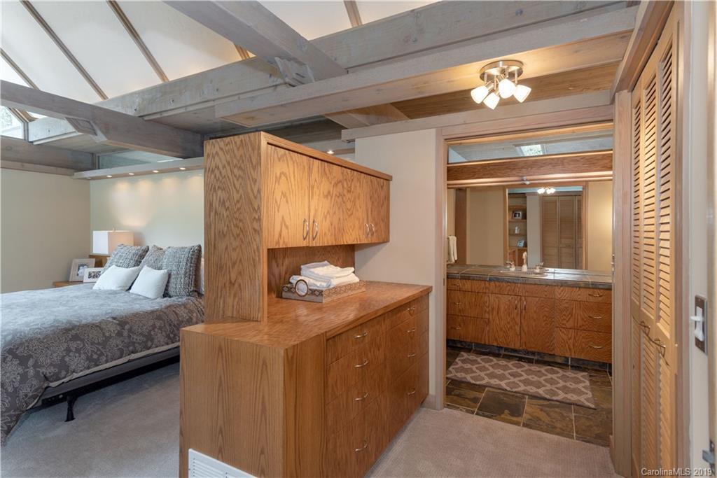 337 Sunrise Ridge Road Highlands, NC 28741 - Photo 18 of 35 Gallery Image 18