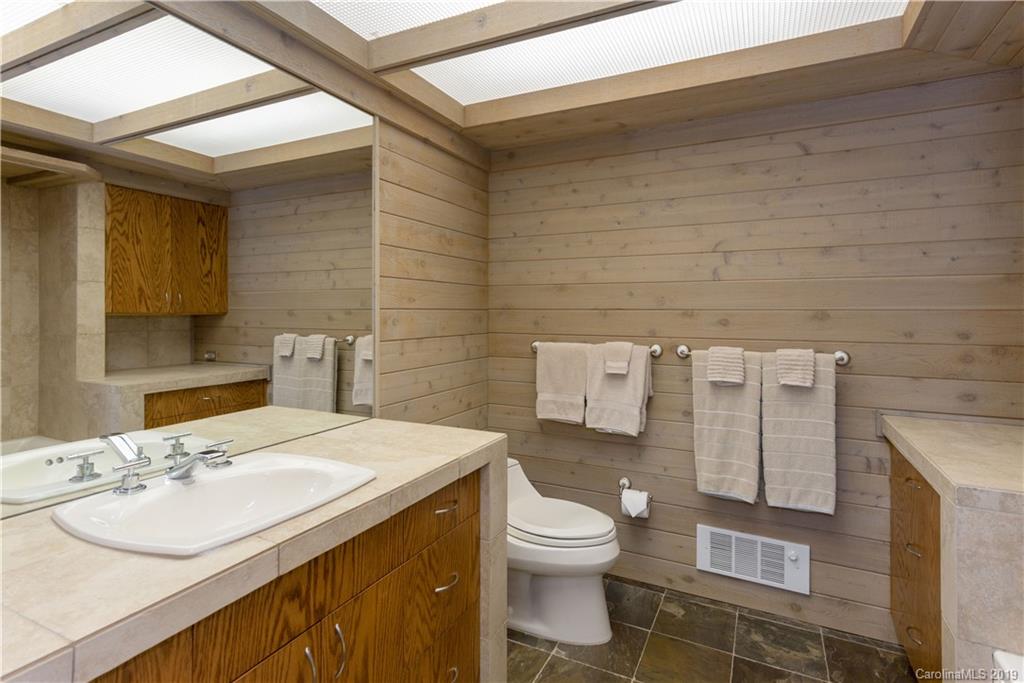 337 Sunrise Ridge Road Highlands, NC 28741 - Photo 23 of 35 Gallery Image 23