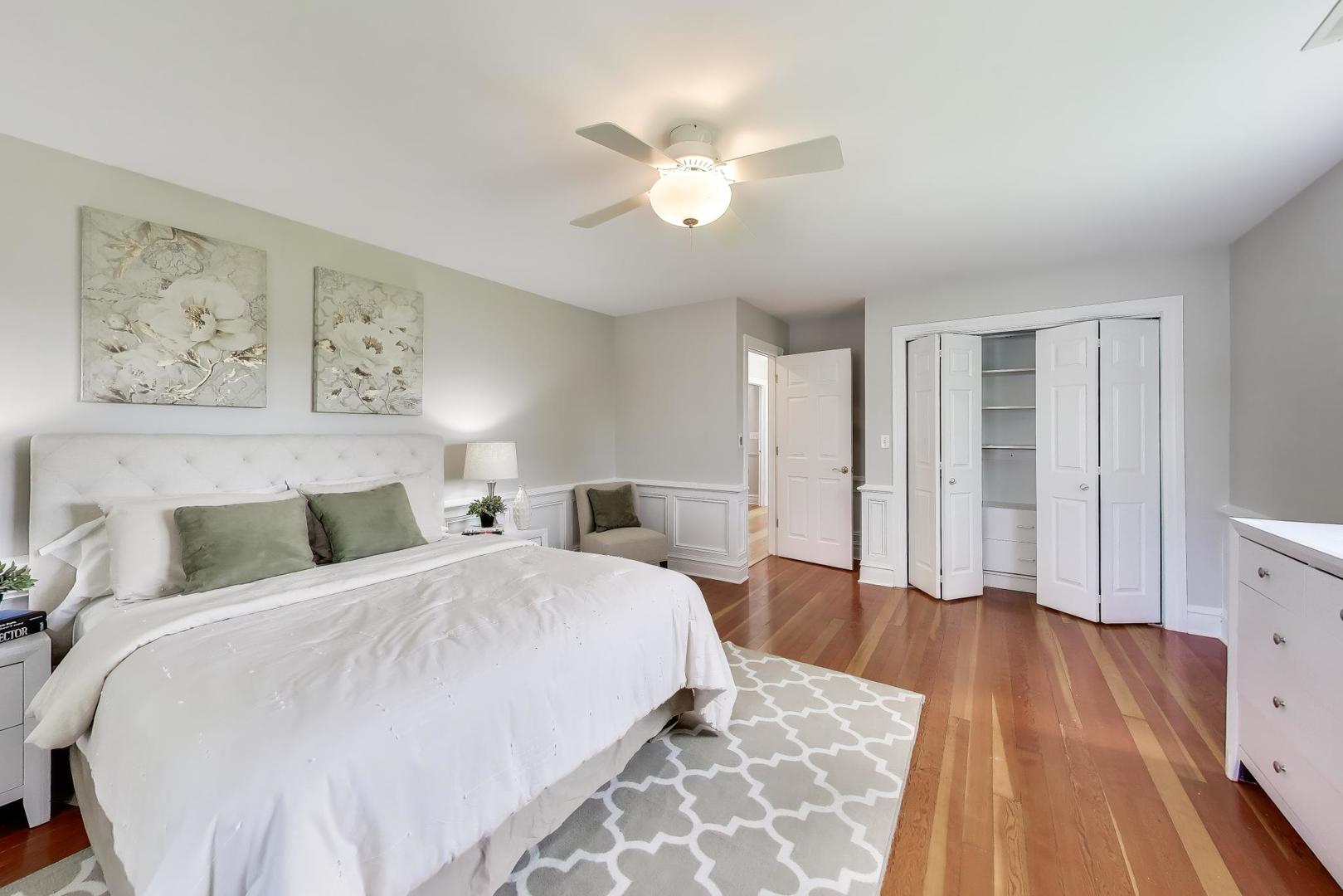 2074 Greenview Road Northbrook, IL 60062 - Photo 32 of 52 Gallery Image 32