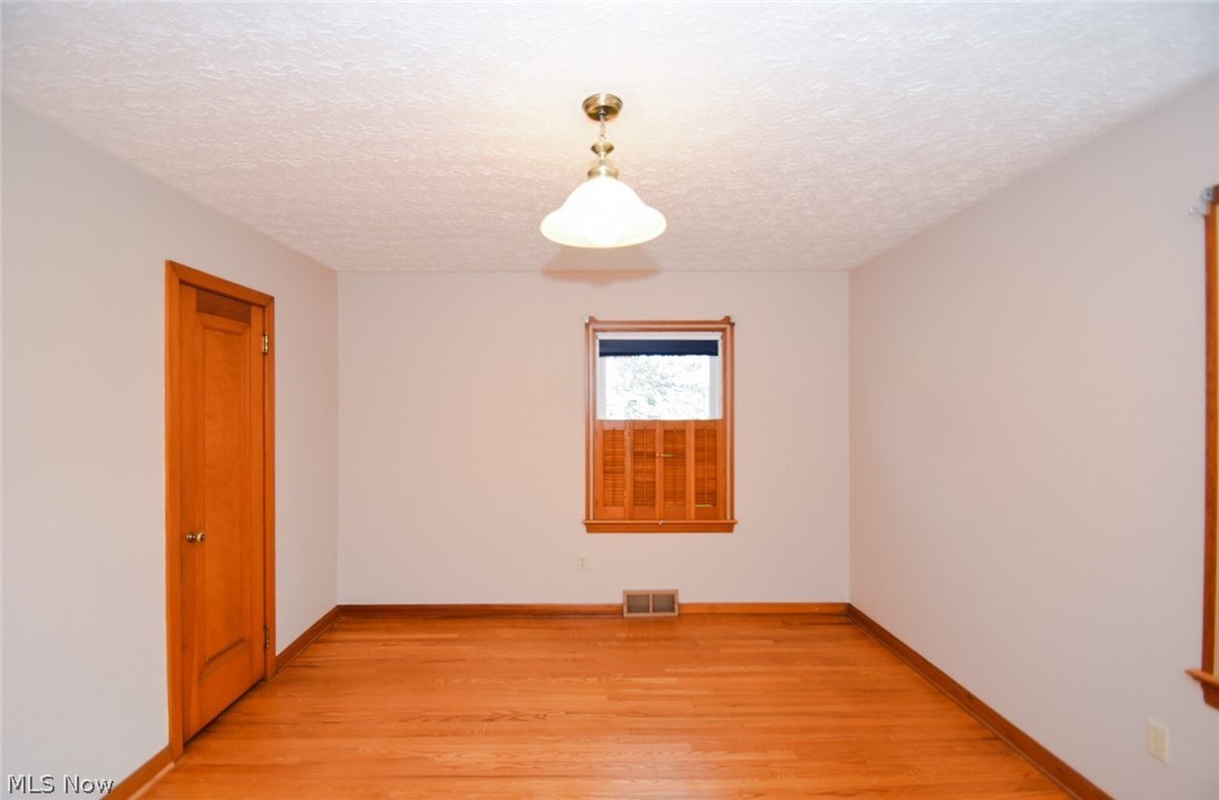 3604 Clark Mill Road Norton, OH 44203 - Photo 8 of 26 Bedroom 1