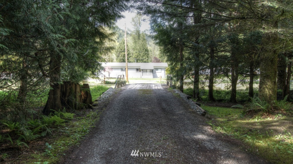 44306 Leonard Road Concrete, WA 98237 - Photo 19 of 21 Gallery Image 19