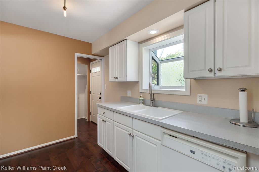 800 Lockwood Road Royal Oak, MI 48067 - Photo 26 of 27 Gallery Image 26