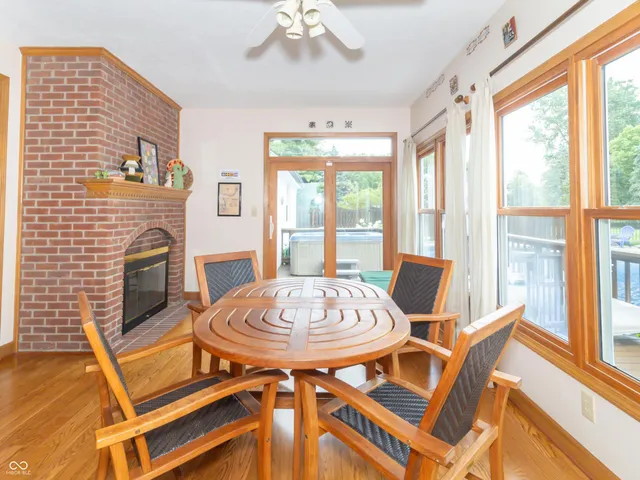 $1,150,000 | 1595 North 400 West, Greenfield, IN 46140