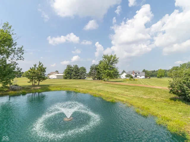 $1,150,000 | 1595 North 400 West, Greenfield, IN 46140
