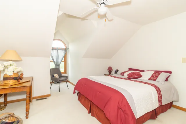 $1,150,000 | 1595 North 400 West, Greenfield, IN 46140