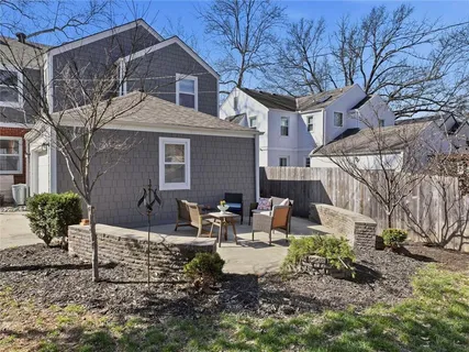 $500,000 | 1248 West 71st Terrace, Kansas City, MO 64114