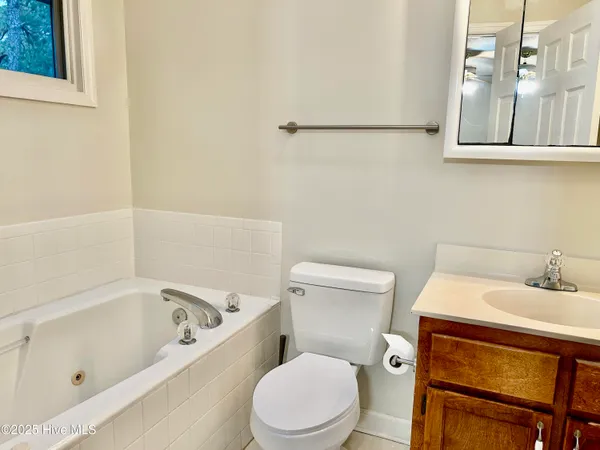 $475,000 | 30081 West Lake Drive, Wagram, NC 28396