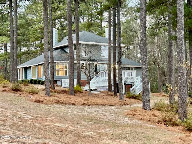 $475,000 | 30081 West Lake Drive, Wagram, NC 28396