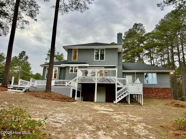 $475,000 | 30081 West Lake Drive, Wagram, NC 28396