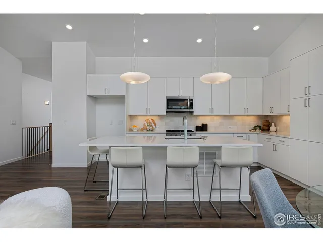 $824,900 | 729 Kubat Lane, Unit A, Longmont, CO 80503