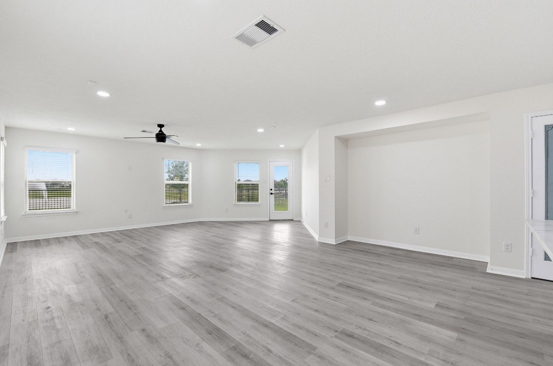 10433 Russell Pines Drive Rosharon, TX 77583 - Photo 11 of 22
