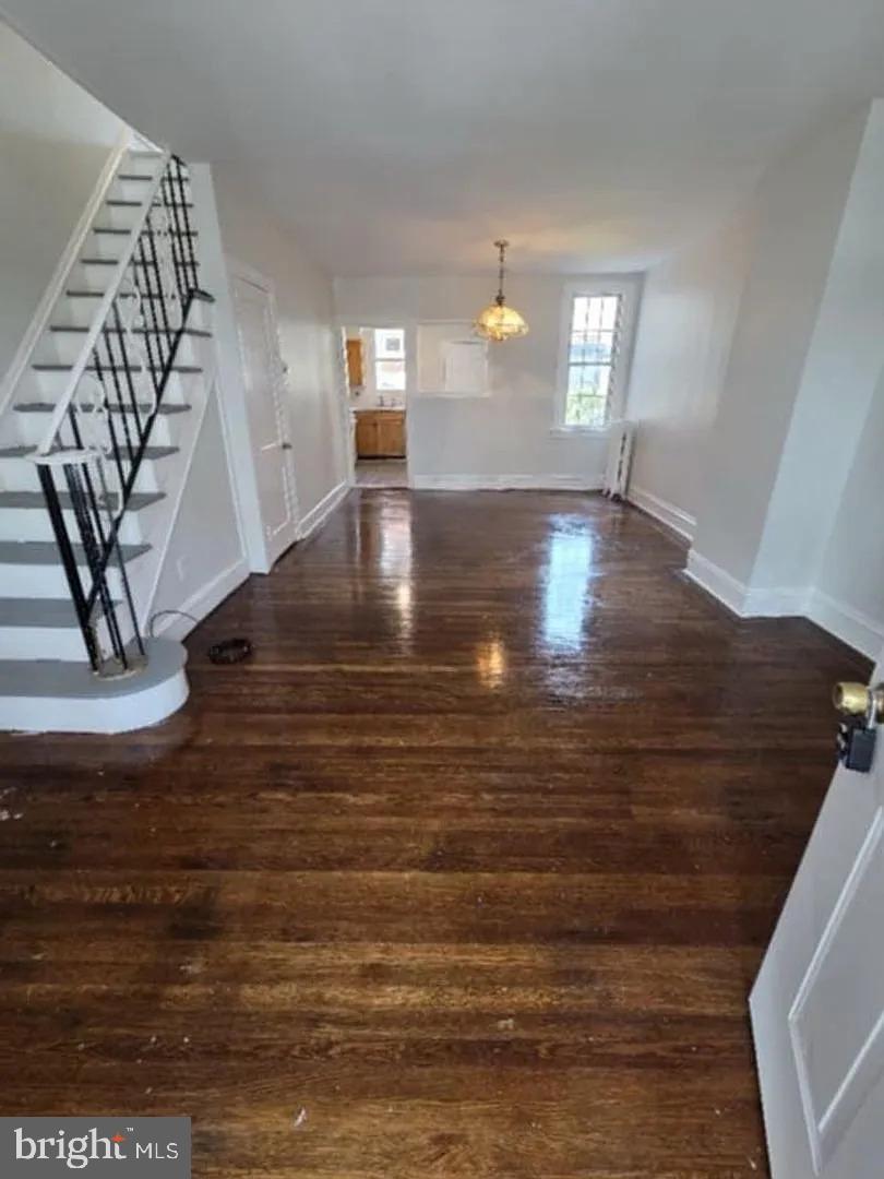 313 East Cornwall Street Philadelphia, PA 19134 - Photo 2 of 10