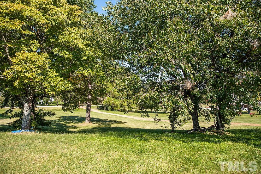 359 Dixon Road Graham, NC 27253 - Photo 19 of 26 Gallery Image 19