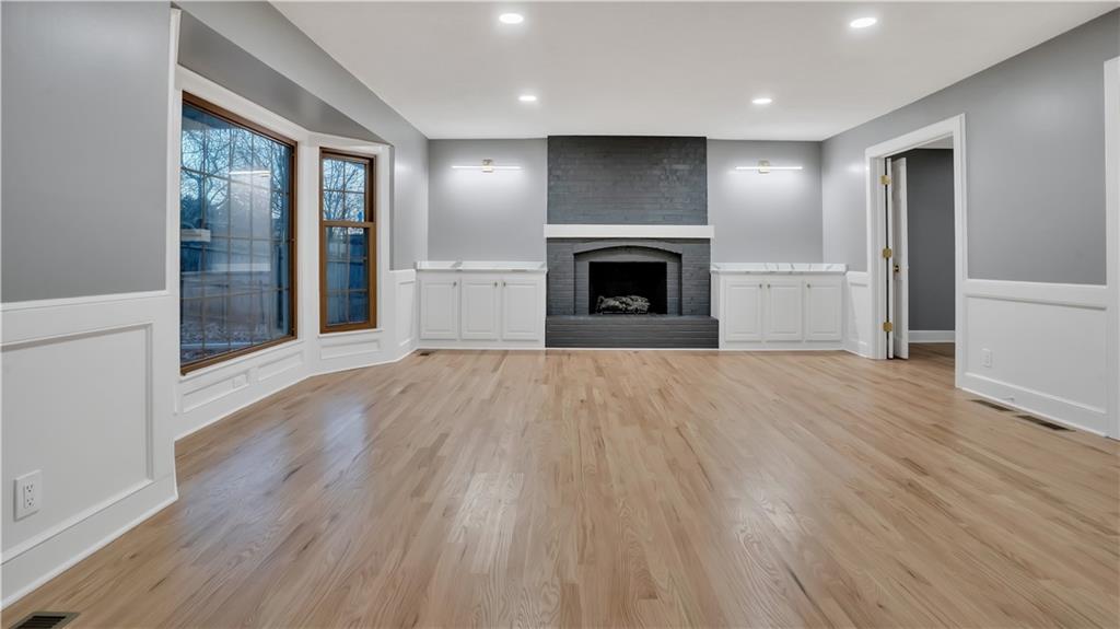 13709 South Edinburgh Street Olathe, KS 66062 - Photo 4 of 34