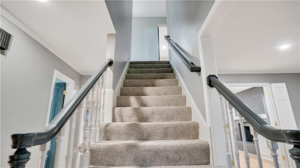 13709 South Edinburgh Street Olathe, KS 66062 - Photo 8 of 34